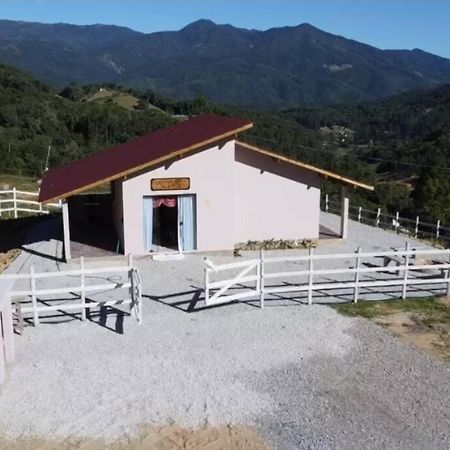 Cabana Recanto Do Arruda Para Casal Em Aguas Mornas Εξωτερικό φωτογραφία