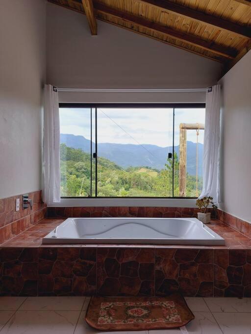 Cabana Recanto Do Arruda Para Casal Em Aguas Mornas Εξωτερικό φωτογραφία